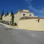 Roca Caravan Ferienhaus *