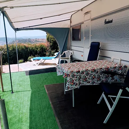 Roca Caravan بيت للعطل