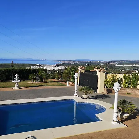 Roca Caravan Hébergement de vacances Estepona